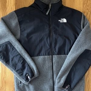 Boys XL North face zippered jacket